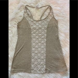 TREADS TANK TOP NWOT